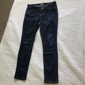 The Flirt Old Navy Jeans